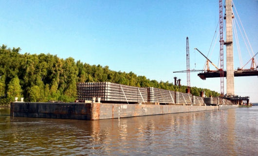 Audubon bridge panels stowed on barges