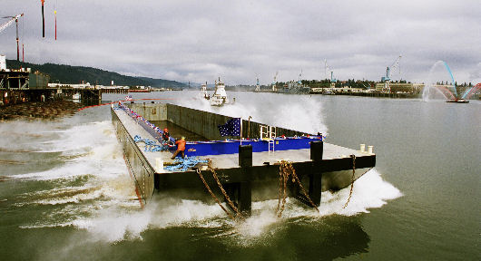 Launch hopper barge