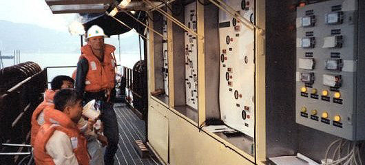 Frank van Hoorn at the Molikpaq spacer ballast panel